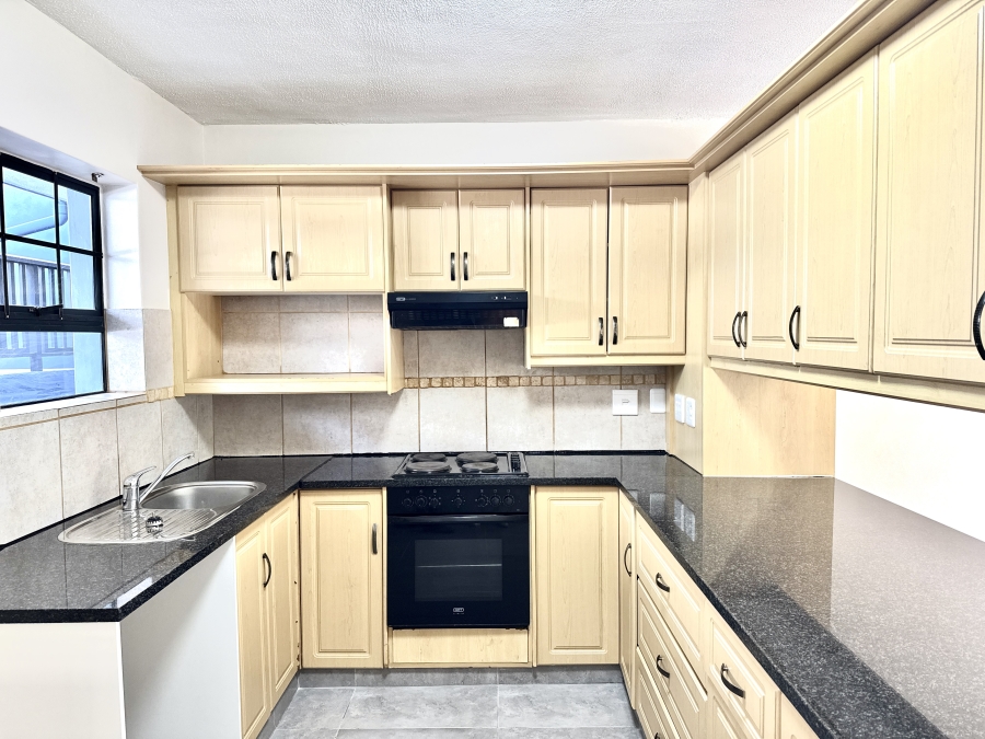 2 Bedroom Property for Sale in Knysna Central Western Cape
